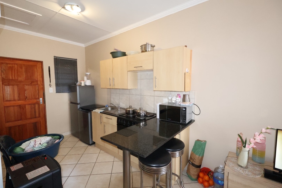 1 Bedroom Property for Sale in Vredenhof Sh Free State